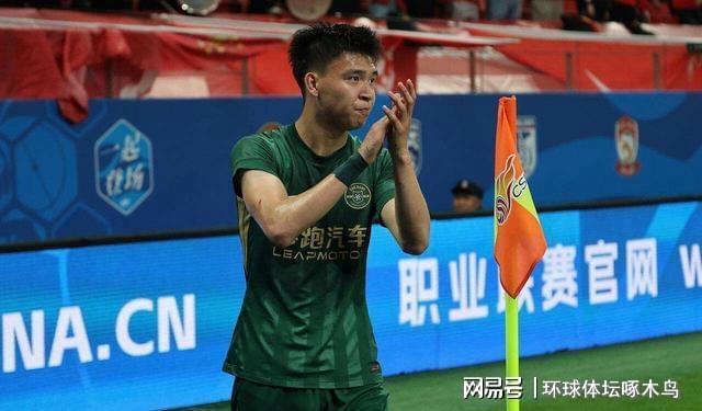 25岁还捡垃圾!佛得角门神一战成名,赛后哭了:妈妈因签证没能来
